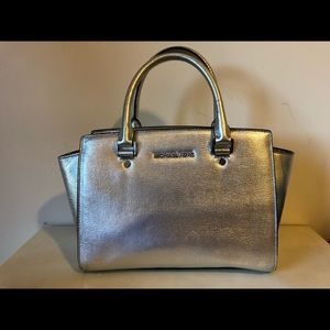 Michael Kors Medium Selma